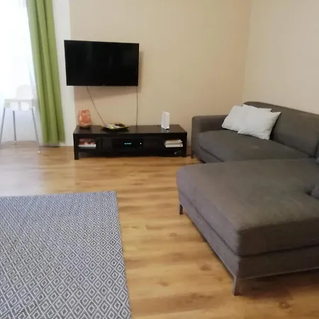 アパート Anna エゲル